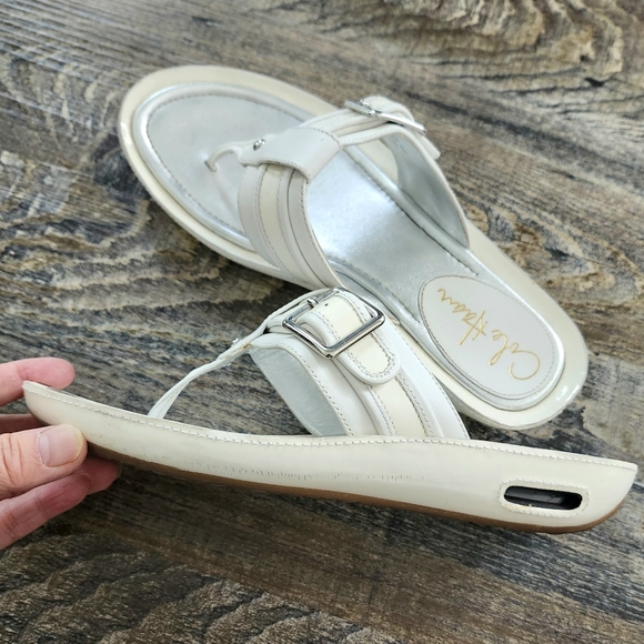 Cole Hann White Leather Thong Sandals Women's Size 5.5 - Picture 6 of 9